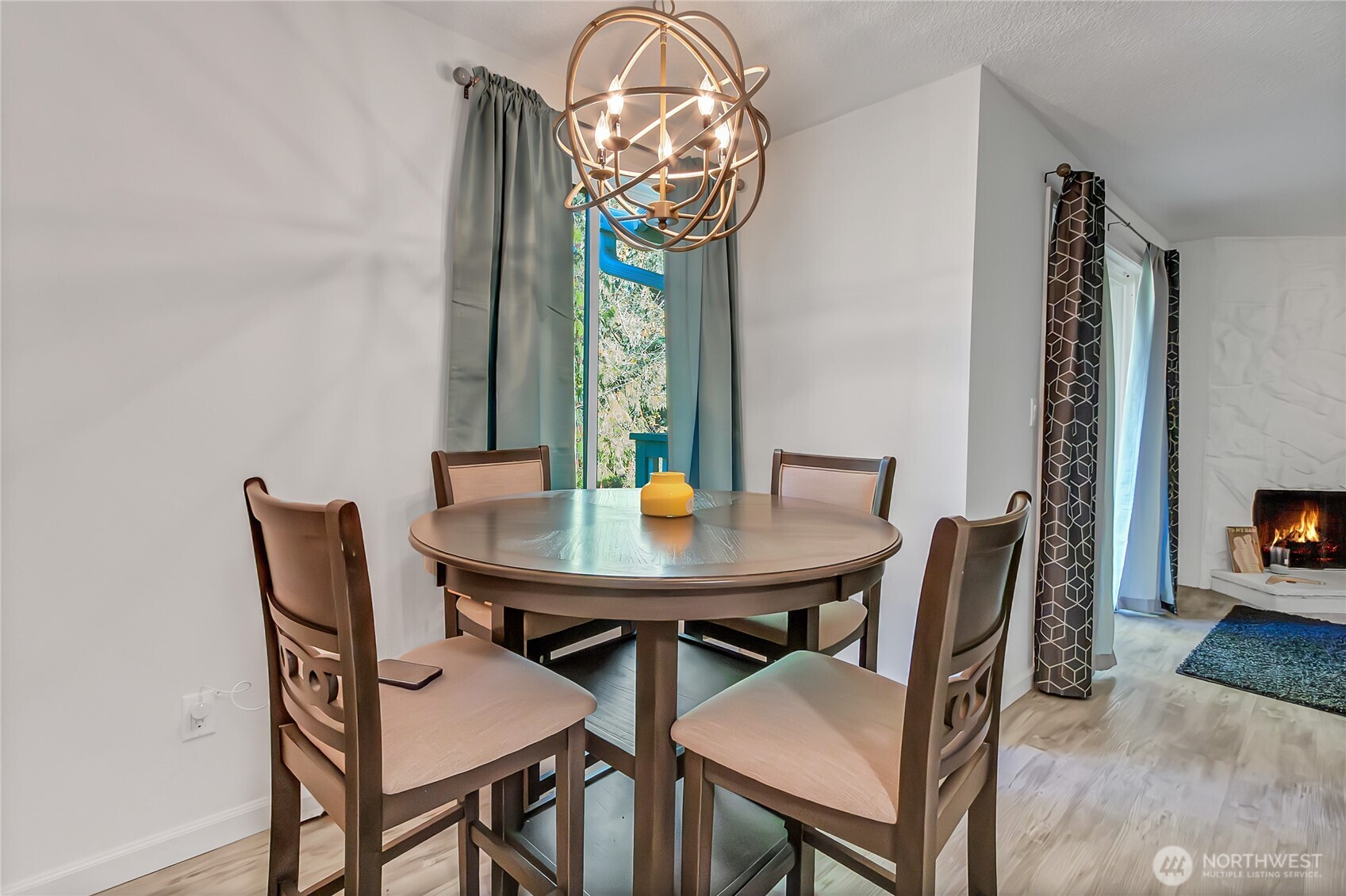 419 S 325th Place #T-7, Federal Way, WA 98003