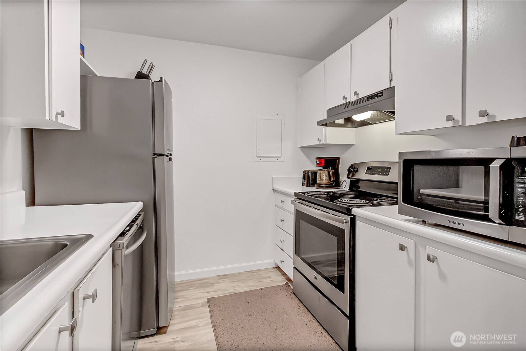 419 S 325th Place #T-7, Federal Way, WA 98003