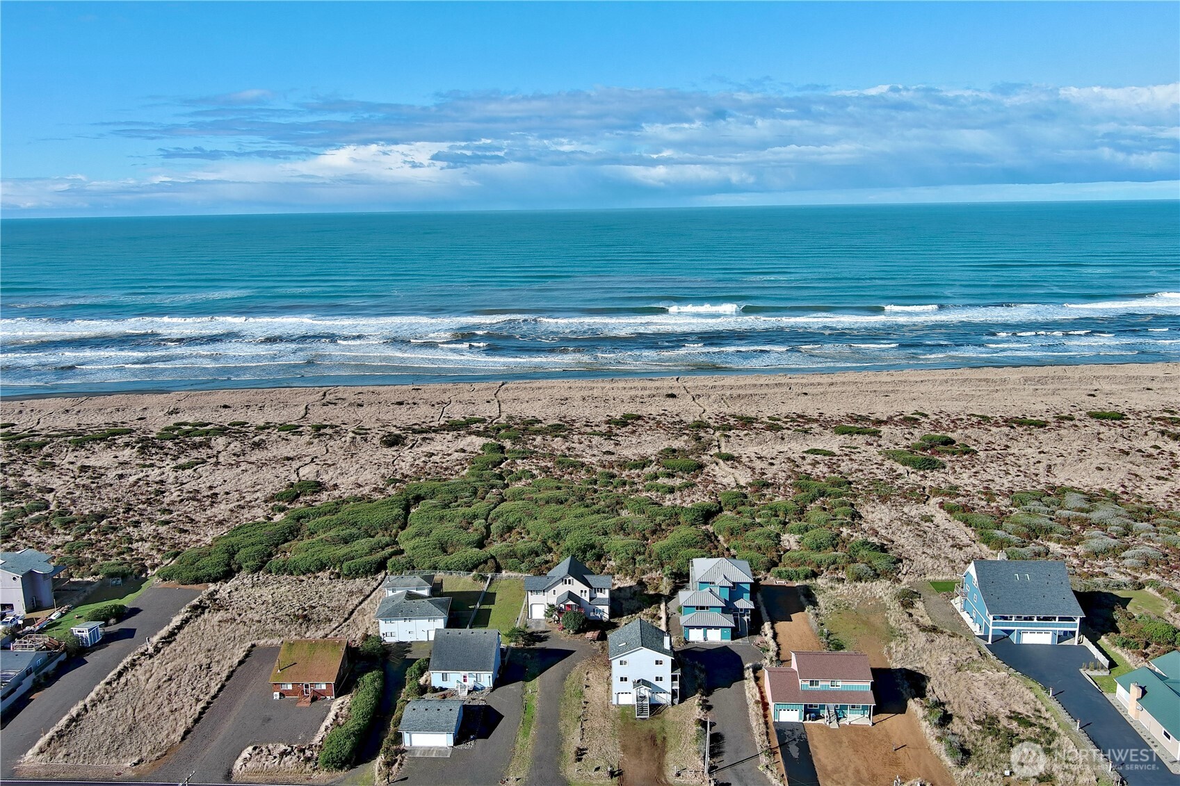 1083 Ocean Shores Boulevard SW, Ocean Shores, WA 98569