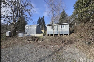 1915 SE Spring Road , Shelton, WA 98584 - Photo 2