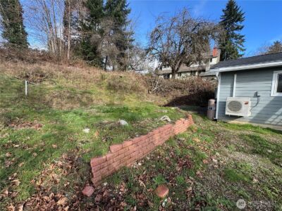 1915 SE Spring Road , Shelton, WA 98584 - Photo 5