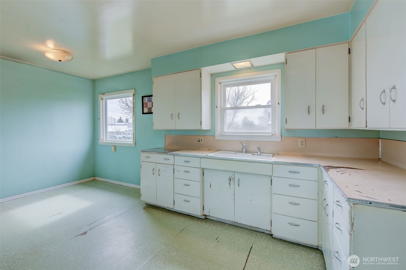 326 S Columbia Avenue , Waterville, WA 98858