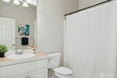 4102 194th Place NE, Sammamish, WA 98074 - Photo 32