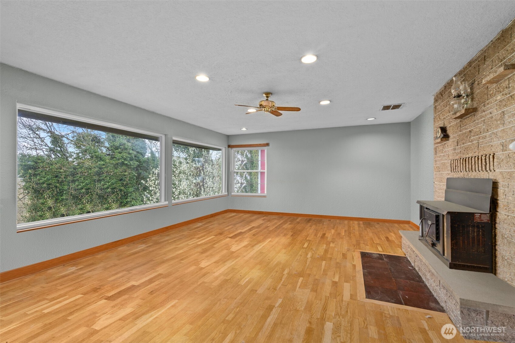 105 ISLAND VIEW Lane , Kelso, WA 98626