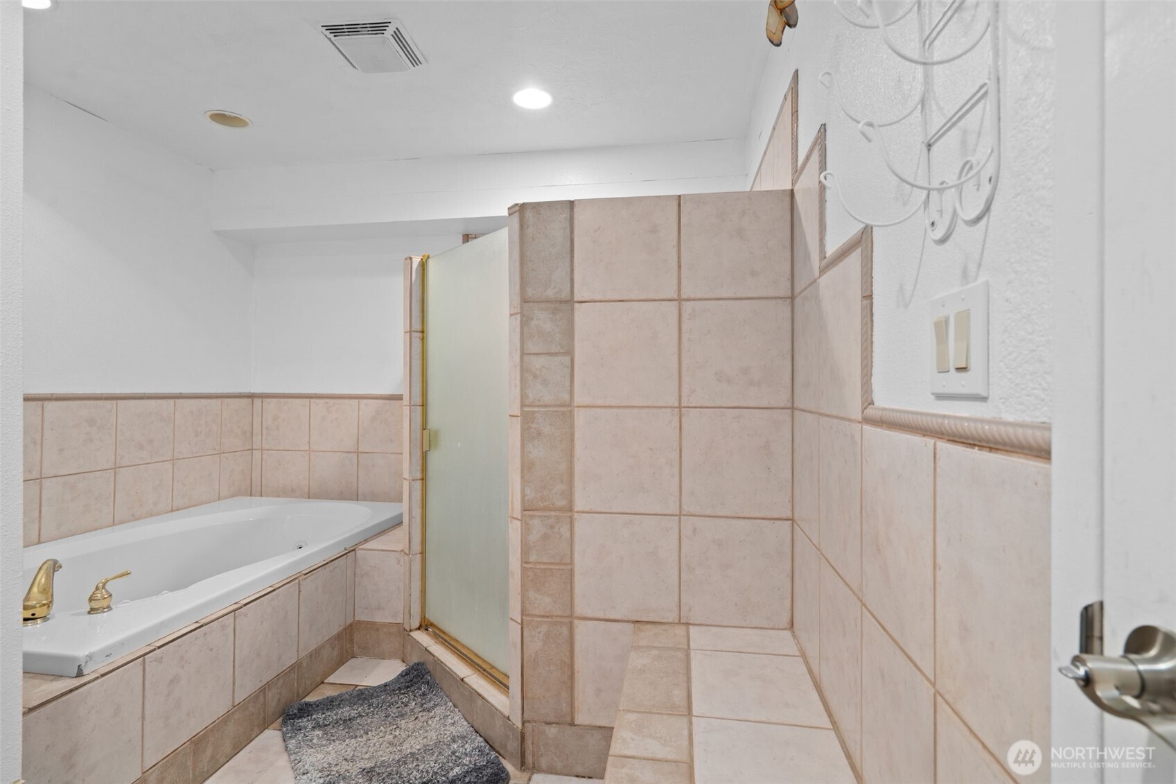 105 ISLAND VIEW Lane , Kelso, WA 98626