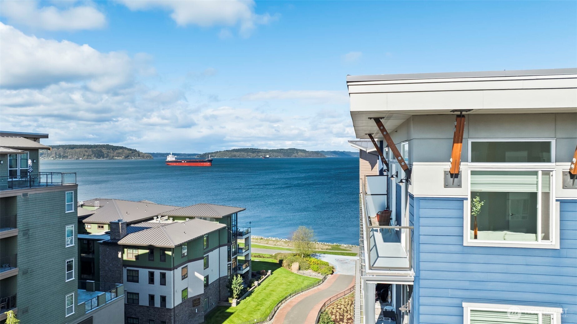 4961 Main Street #811, Tacoma, WA 98407