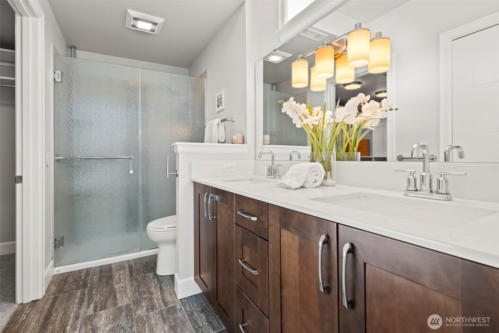 4961 Main Street #811, Tacoma, WA 98407