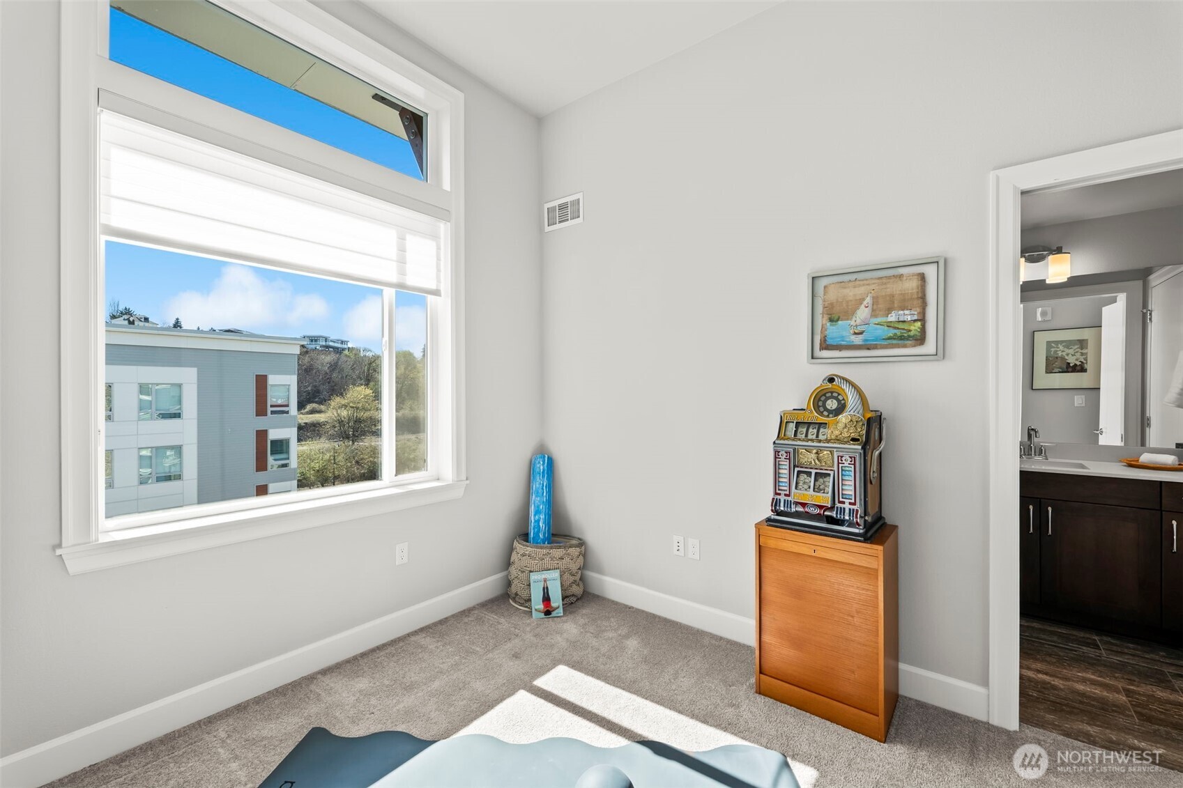 4961 Main Street #811, Tacoma, WA 98407