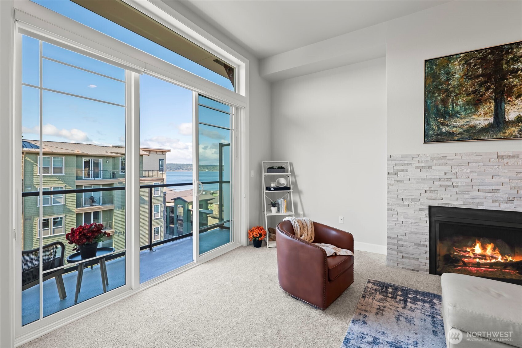 4961 Main Street #811, Tacoma, WA 98407