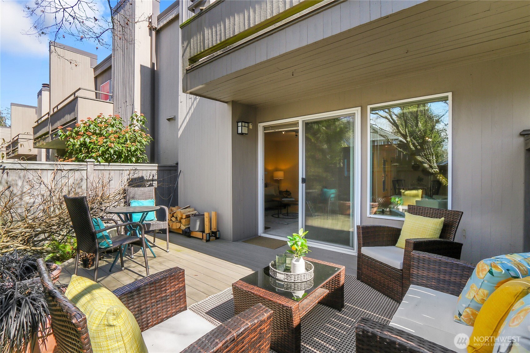 1550 NW 195th Street #106, Shoreline, WA 98177