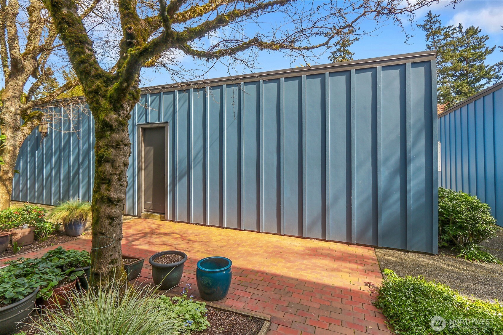 1550 NW 195th Street #106, Shoreline, WA 98177