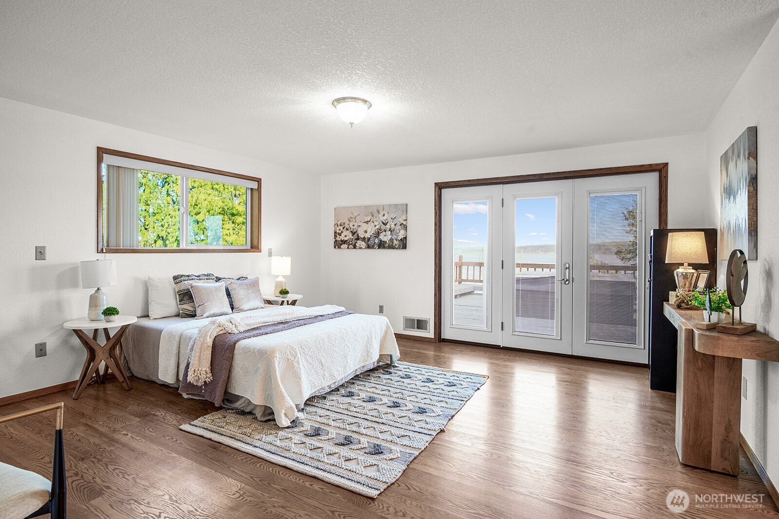 6819 Cliff Avenue SW, Longbranch, WA 98351