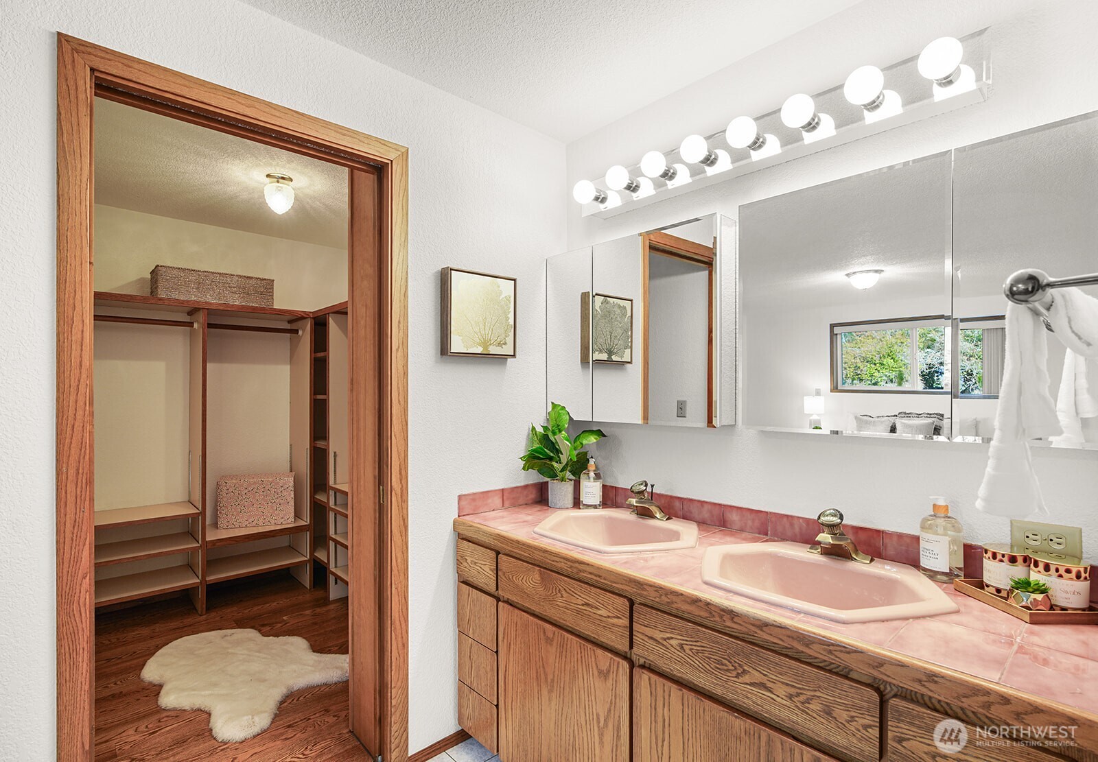 6819 Cliff Avenue SW, Longbranch, WA 98351