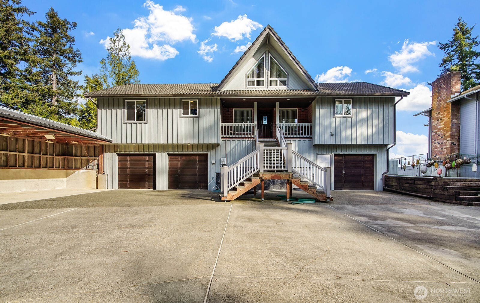 6819 Cliff Avenue SW, Longbranch, WA 98351