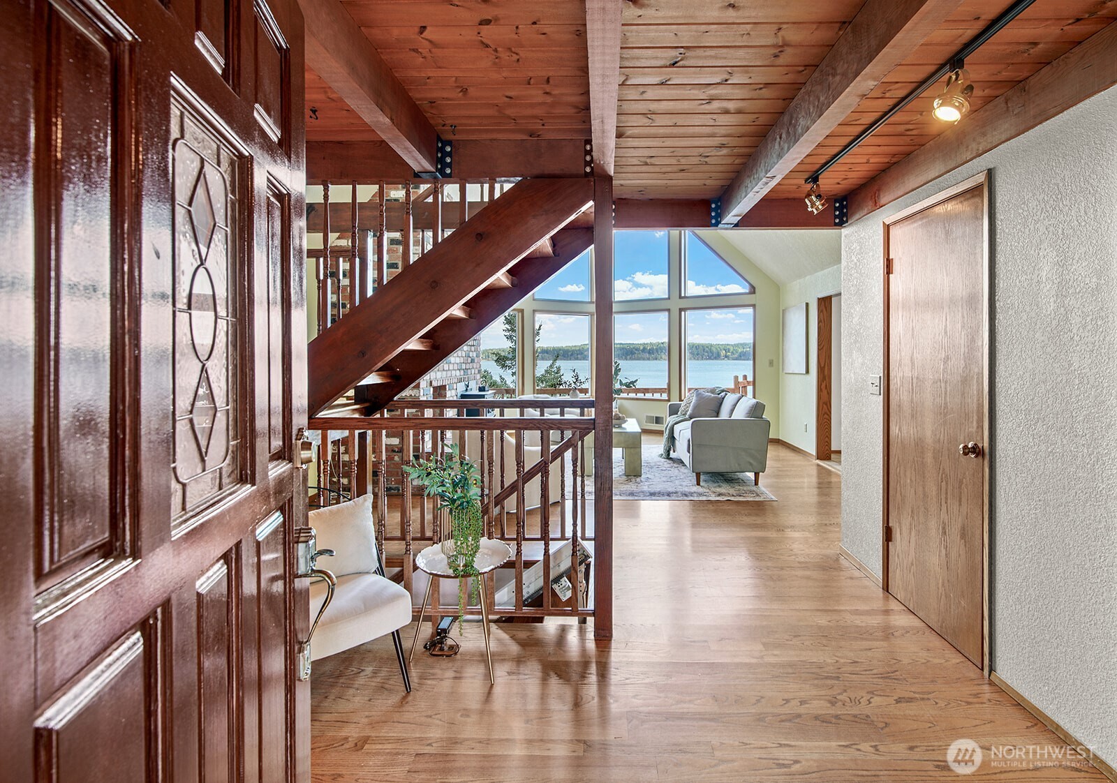 6819 Cliff Avenue SW, Longbranch, WA 98351