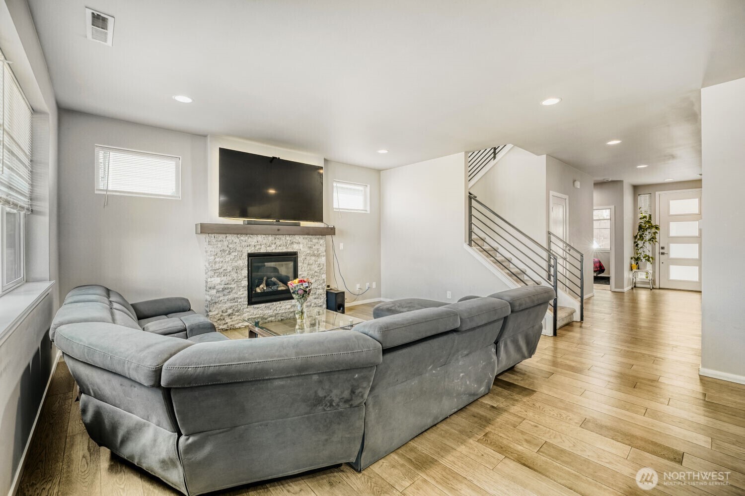 12482 SE 301st Place , Auburn, WA 98092-2045