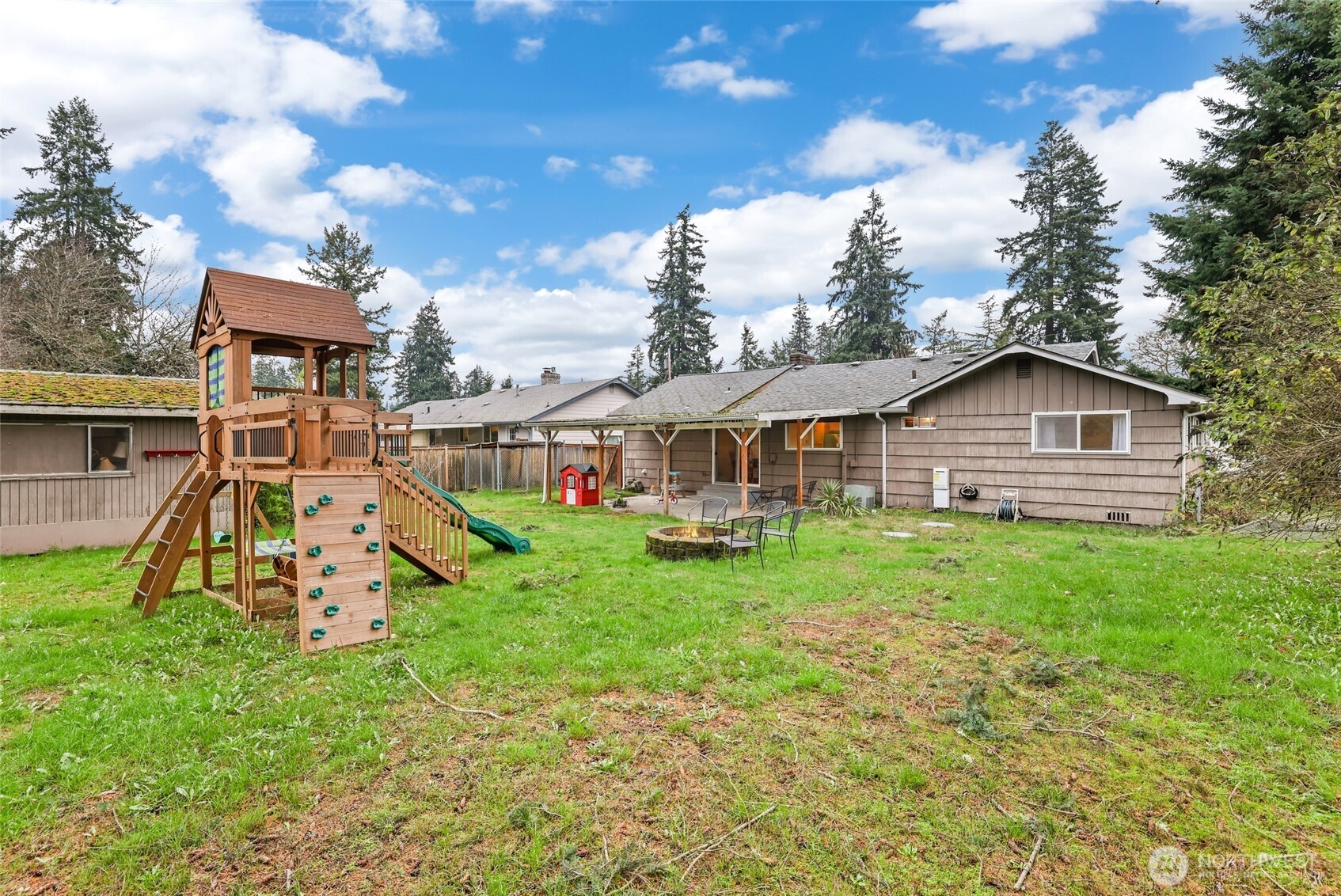 1211 Stillwell Street NE, Olympia, WA 98516