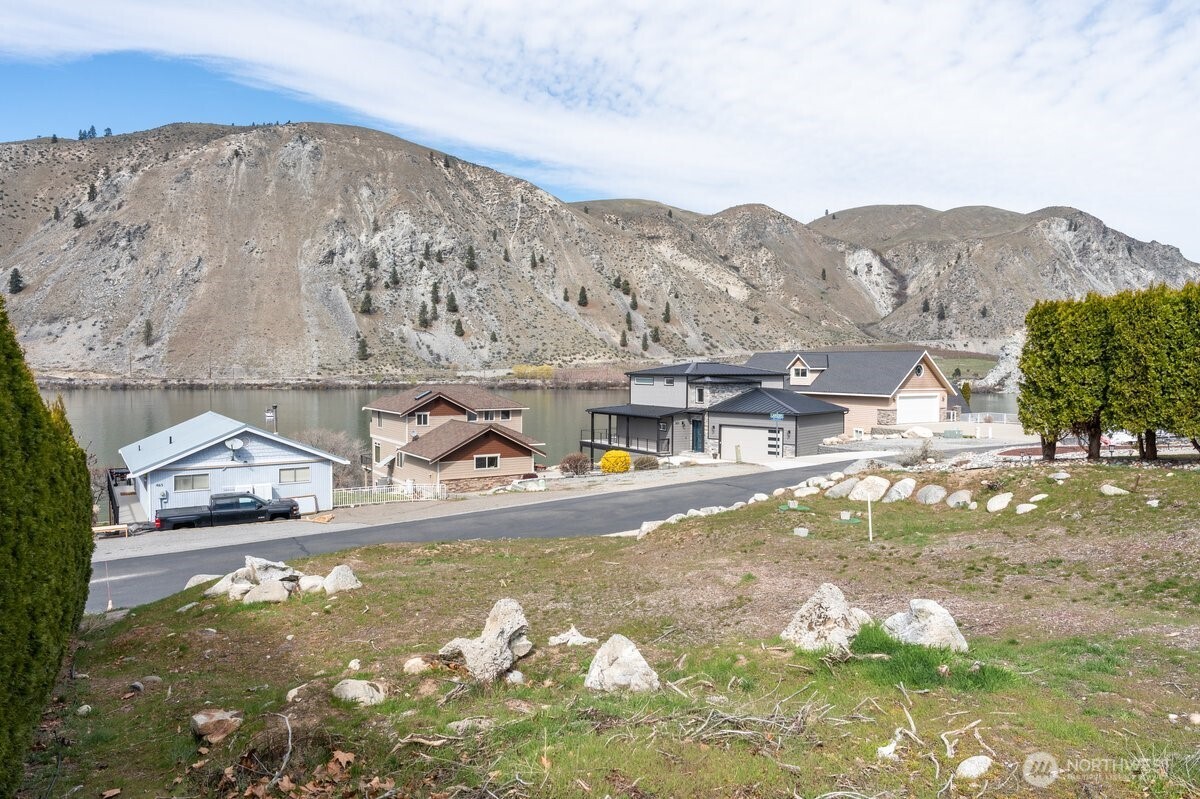 460 Lakefront Drive , Orondo, WA 98843