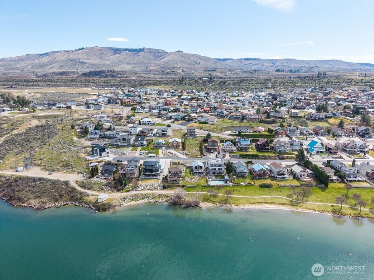 460 Lakefront Drive , Orondo, WA 98843