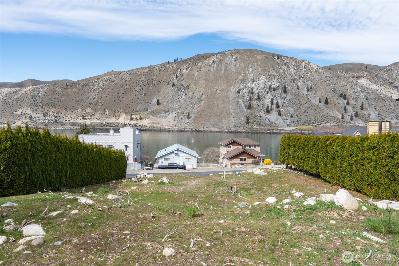 460 Lakefront Drive , Orondo, WA 98843