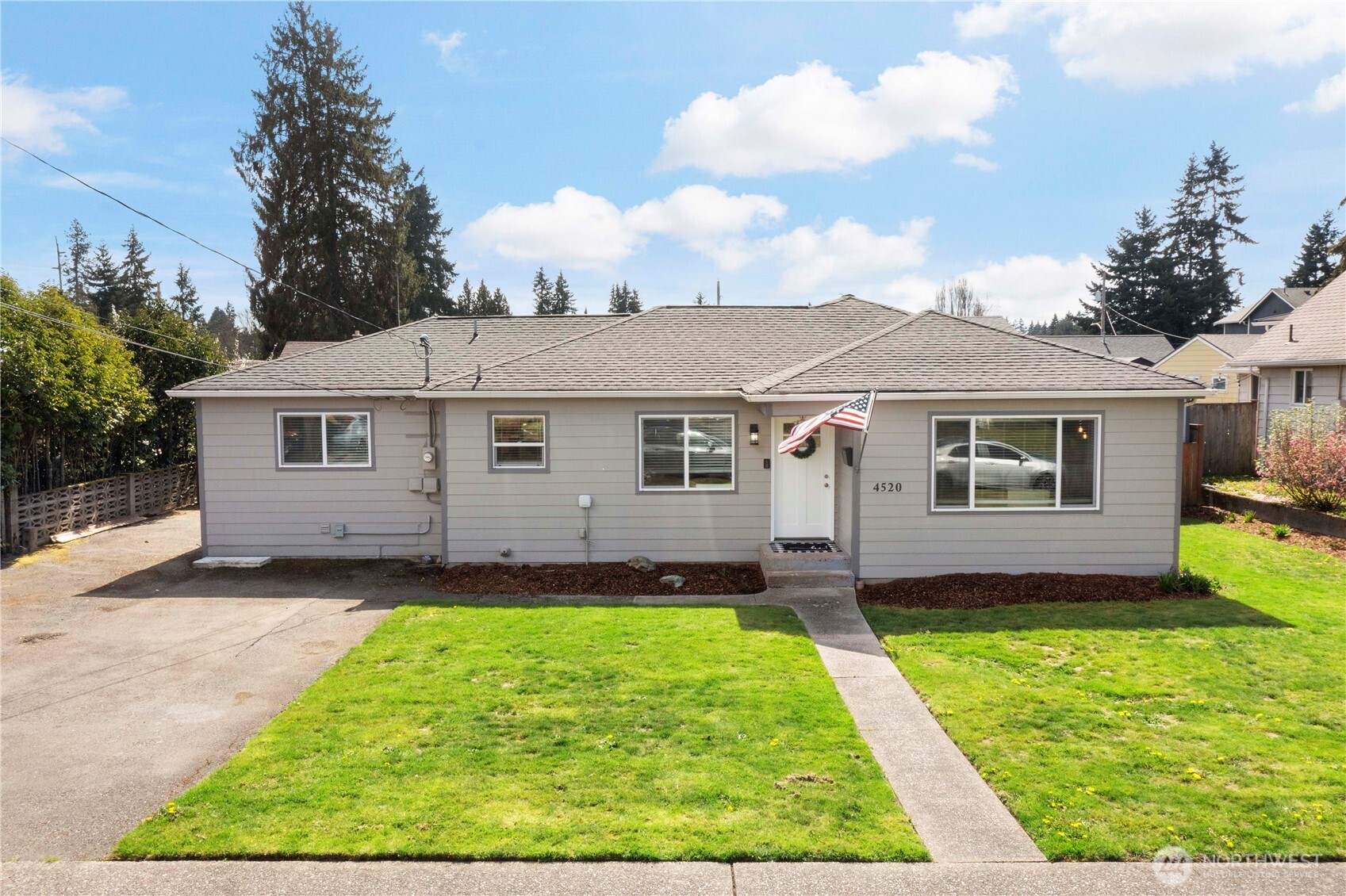 4520 S 8th Street , Tacoma, WA 98405