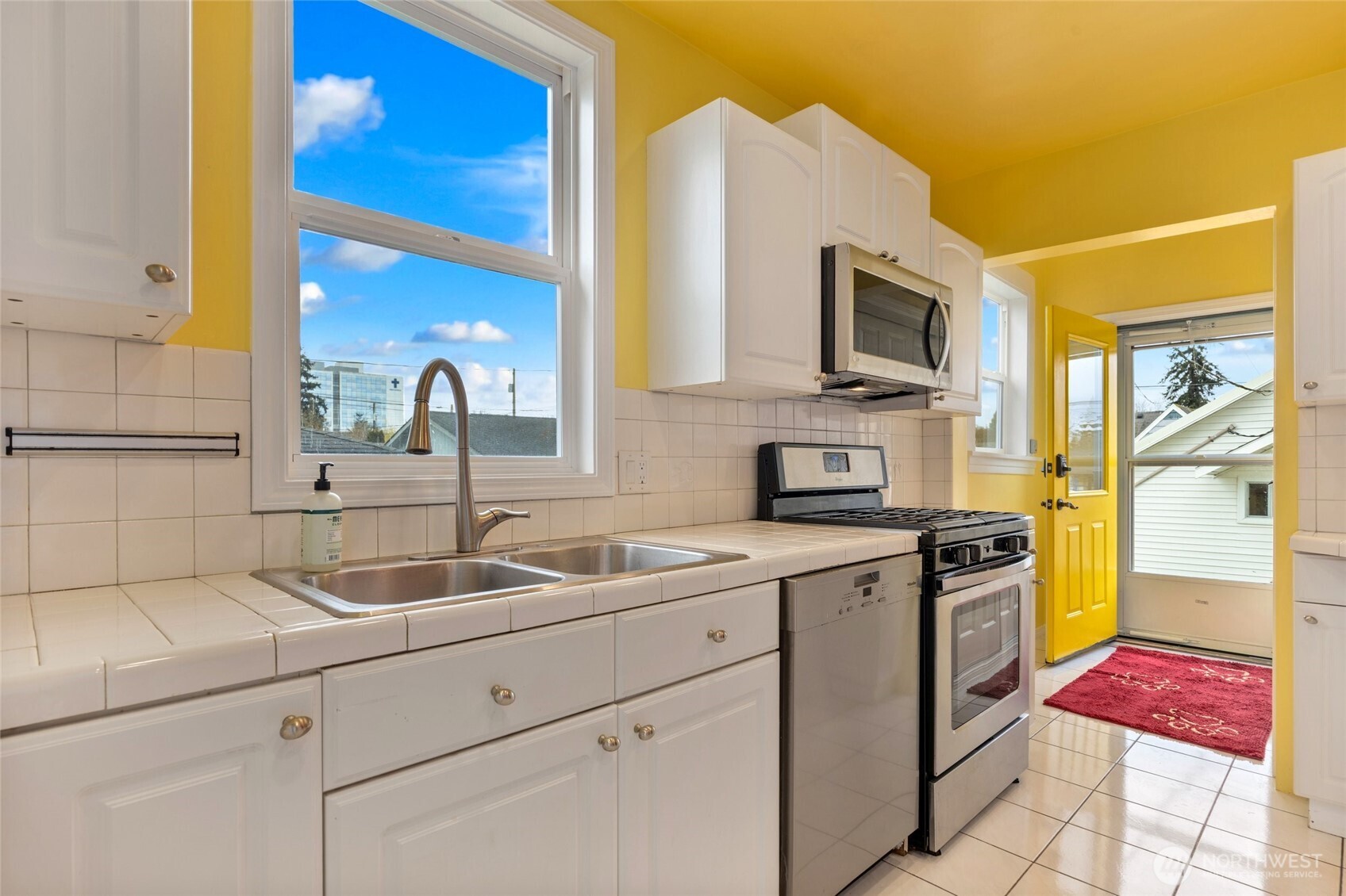 1022 Oakes Avenue , Everett, WA 98201-1544