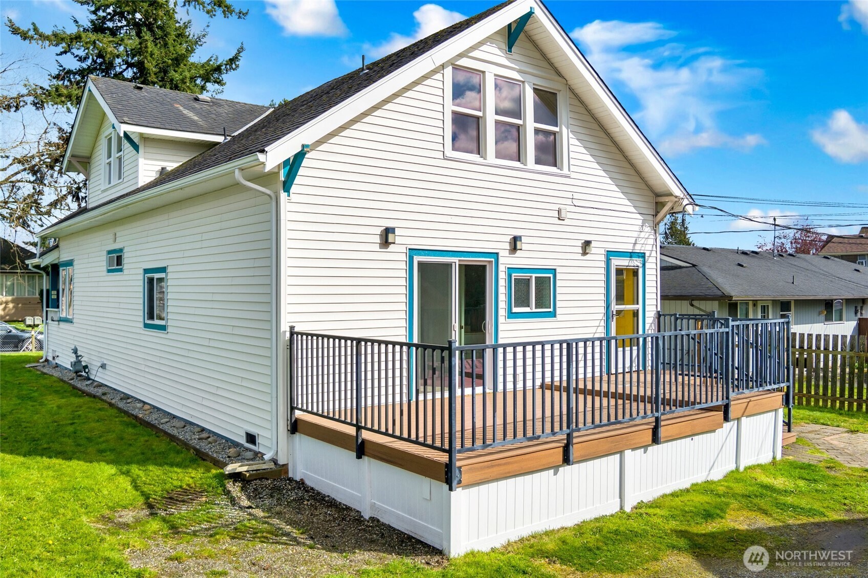 1022 Oakes Avenue , Everett, WA 98201-1544