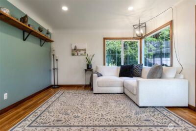 1028 University Street , Walla Walla, WA 99362 - Photo 5