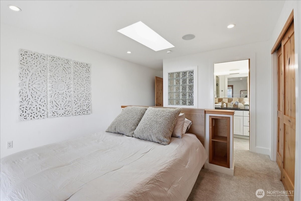 612 View Place , Edmonds, WA 98020