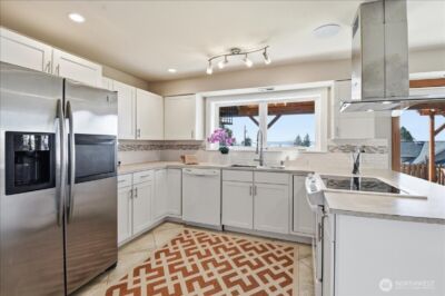 612 View Place , Edmonds, WA 98020 - Photo 24