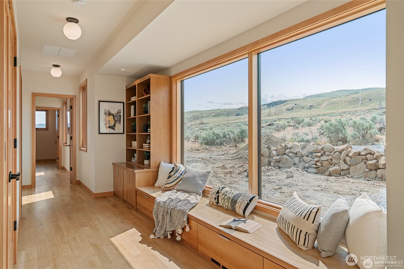 671 Ravens Home Lane , Malaga, WA 98828