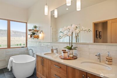 671 Ravens Home Lane , Malaga, WA 98828 - Photo 24