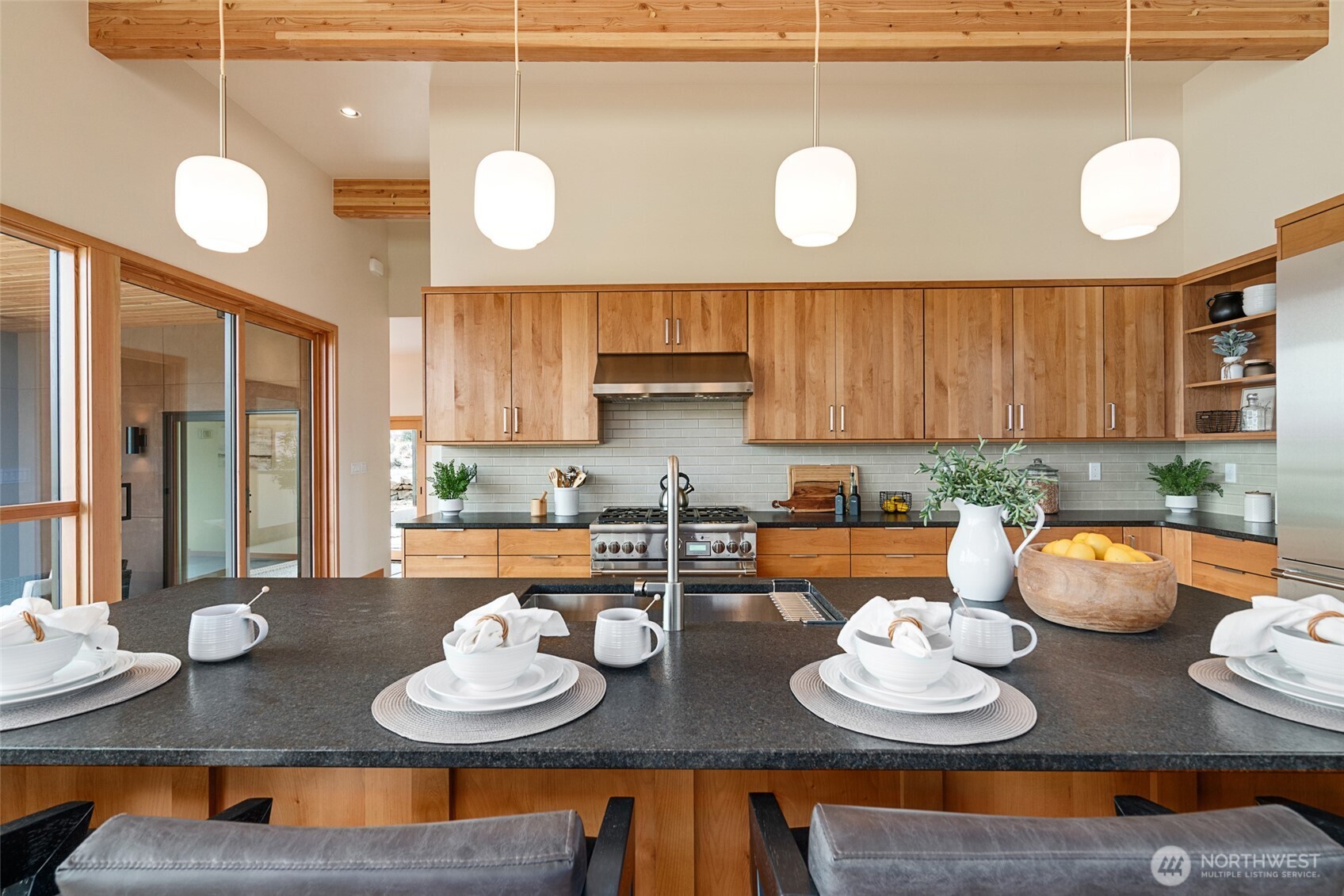 671 Ravens Home Lane , Malaga, WA 98828