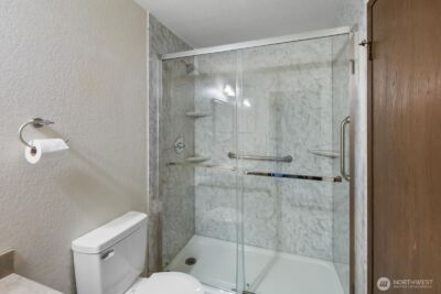 323 SW 112th Street #102, Seattle, WA 98146 - Photo 25