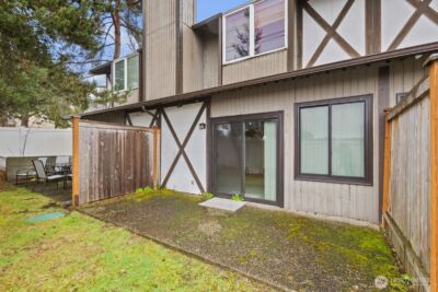 323 SW 112th Street #102, Seattle, WA 98146 - Photo 28