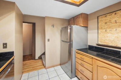323 SW 112th Street #102, Seattle, WA 98146 - Photo 4