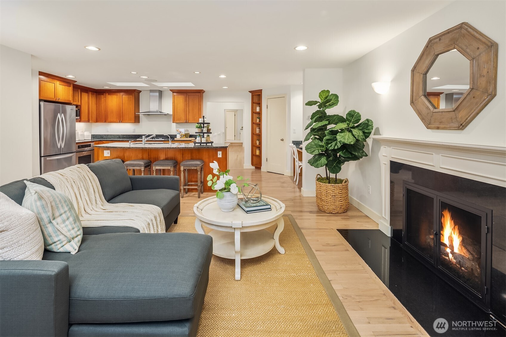 8021 SE 57th Street , Mercer Island, WA 98040