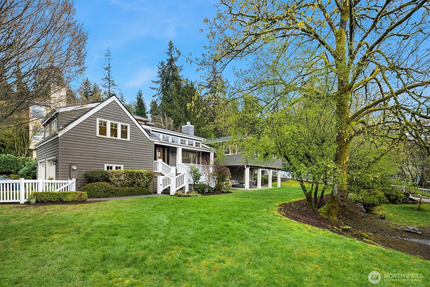 8021 SE 57th Street , Mercer Island, WA 98040