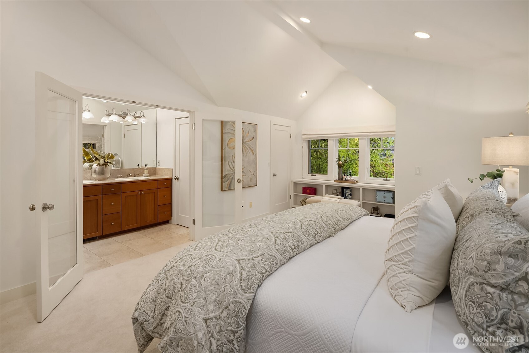 8021 SE 57th Street , Mercer Island, WA 98040