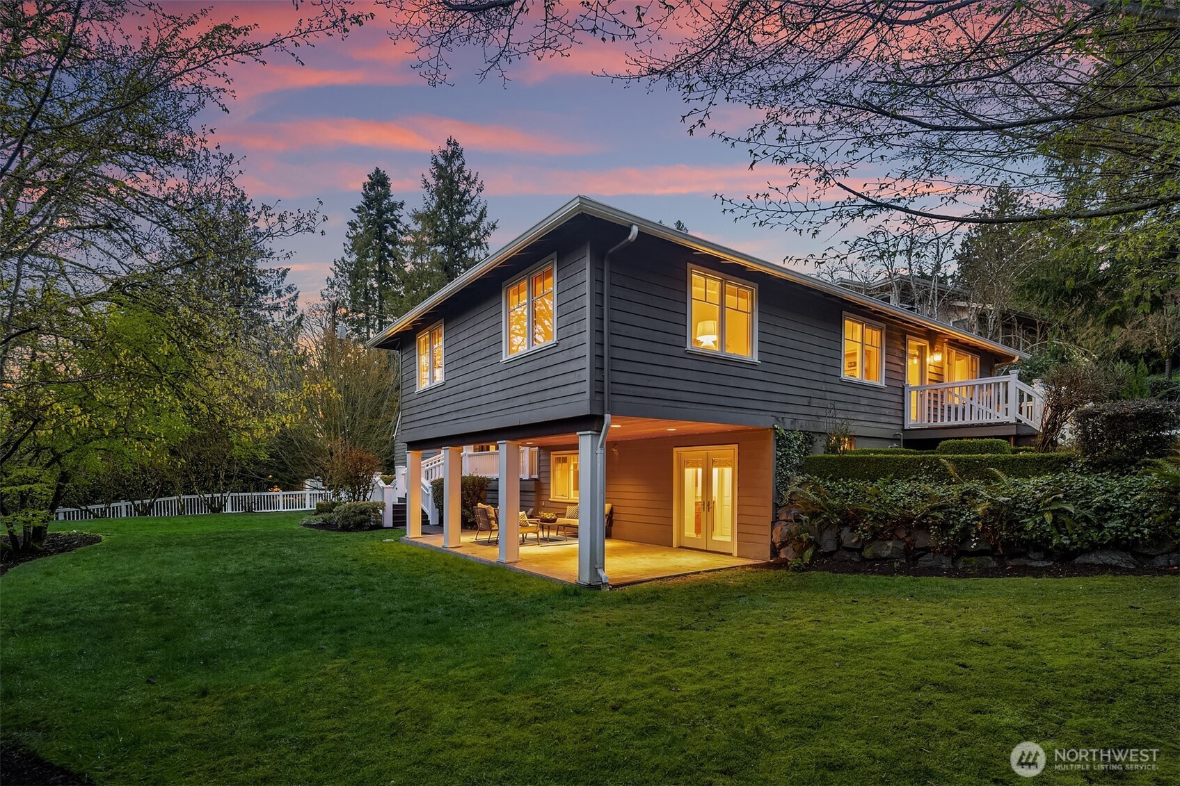 8021 SE 57th Street , Mercer Island, WA 98040