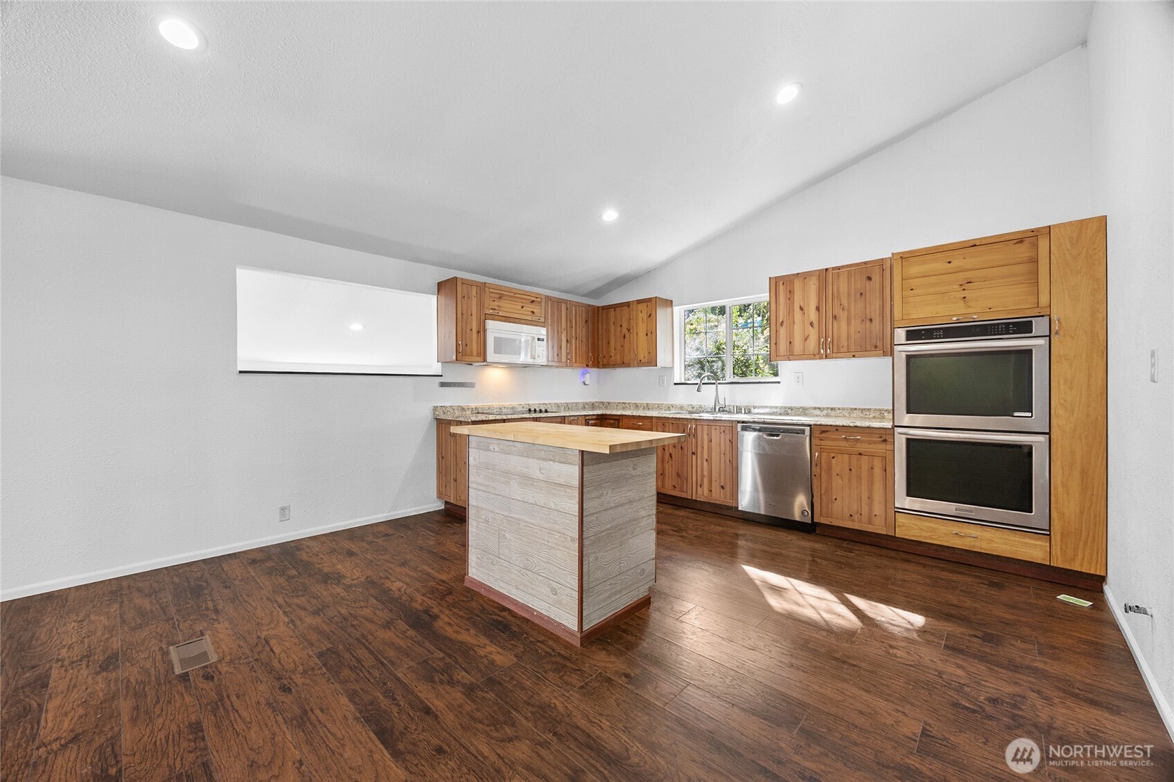 19108 2nd Street NW, Lakebay, WA 98349