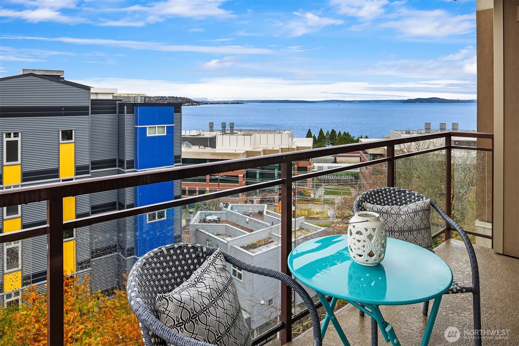 500 5th Avenue W #705, Seattle, WA 98119