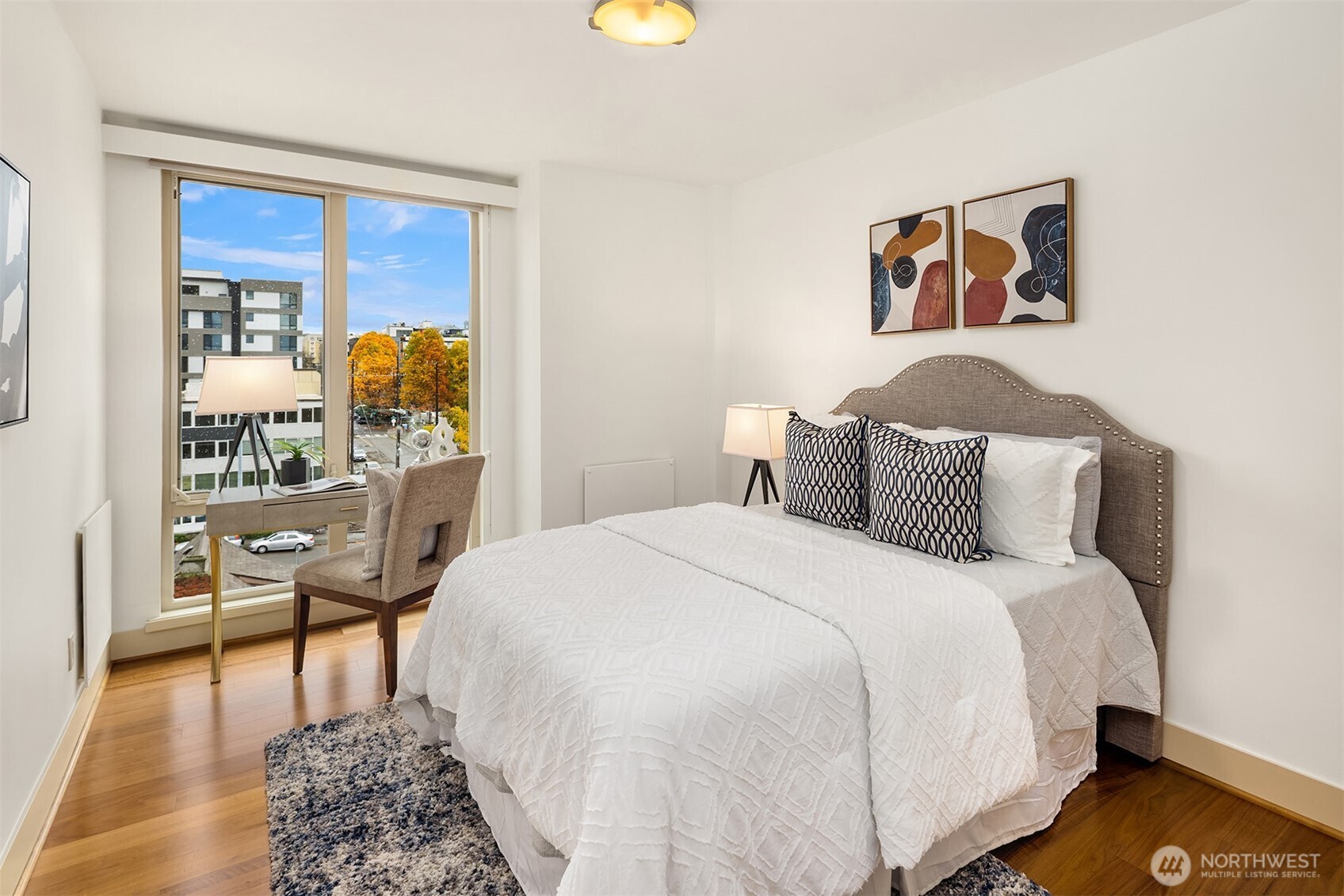 500 5th Avenue W #705, Seattle, WA 98119