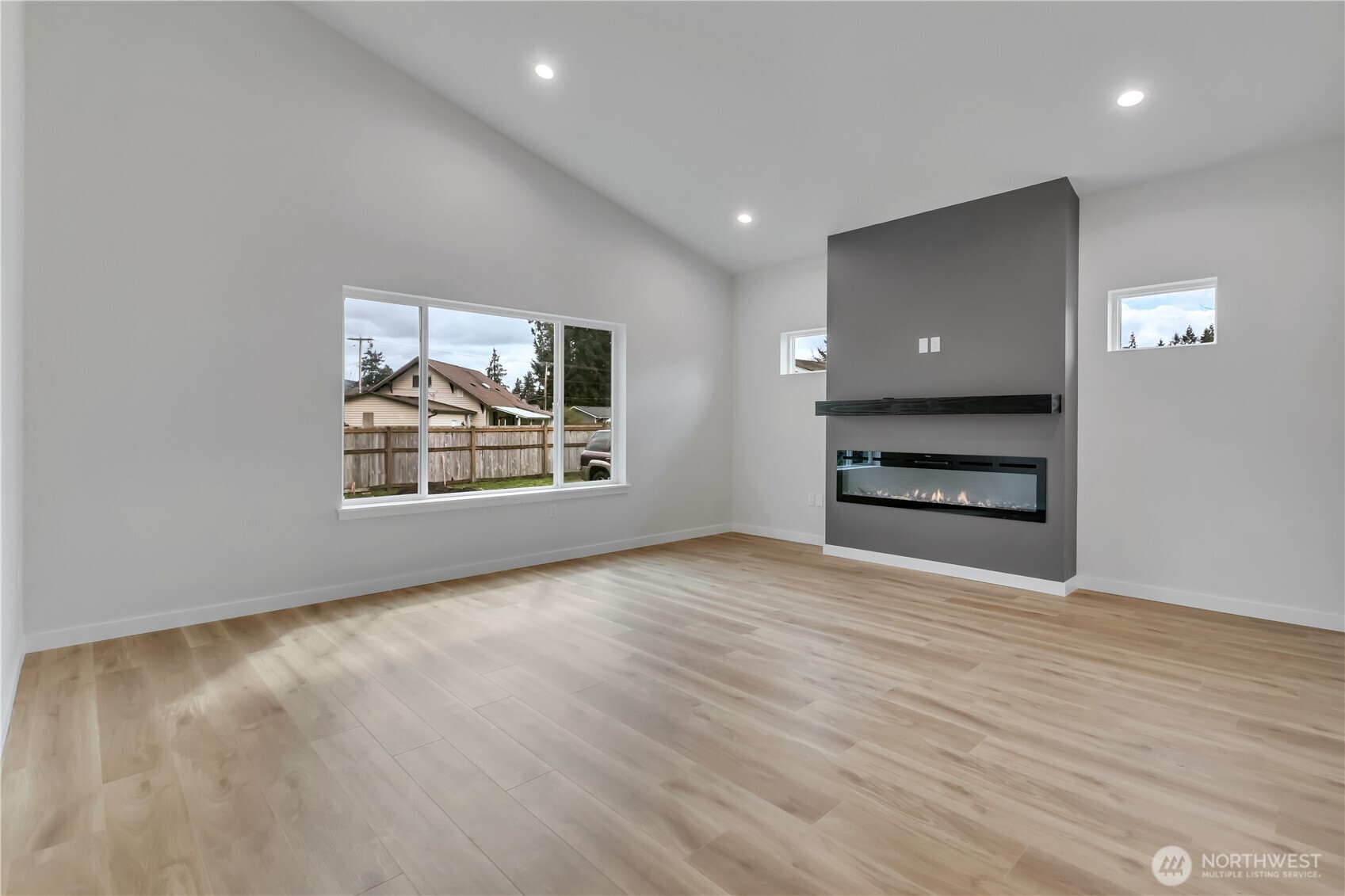 210 Silver Lane SE, Orting, WA 98360