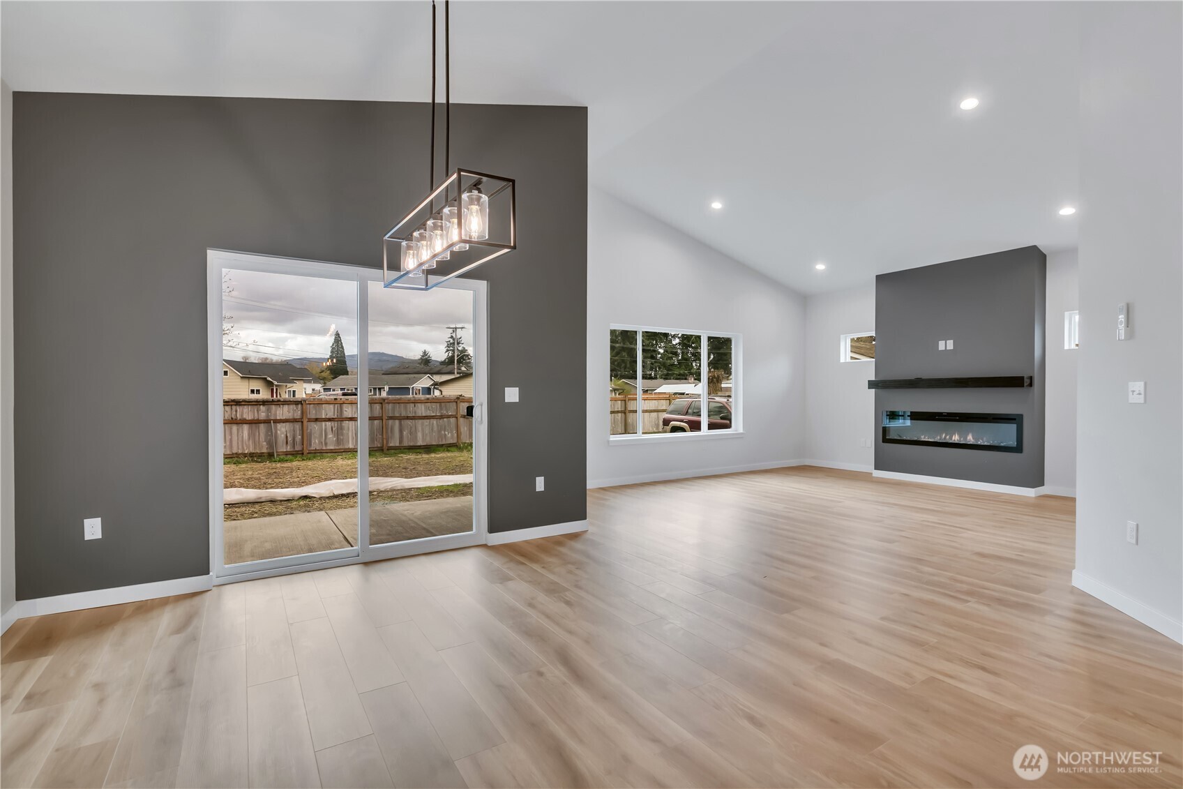 210 Silver Lane SE, Orting, WA 98360