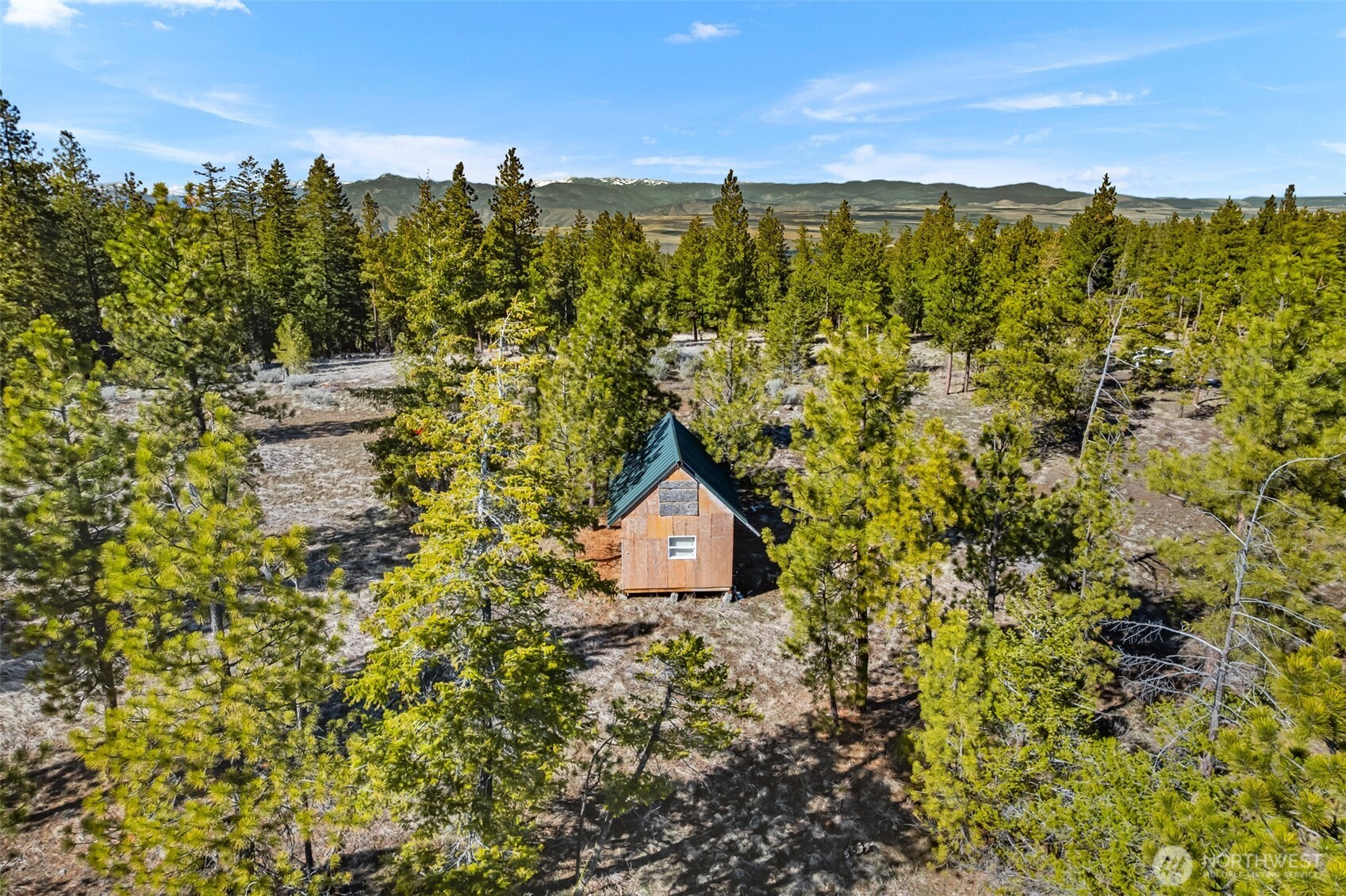 110 Blue Bird Ln , East Wenatchee, WA 98802