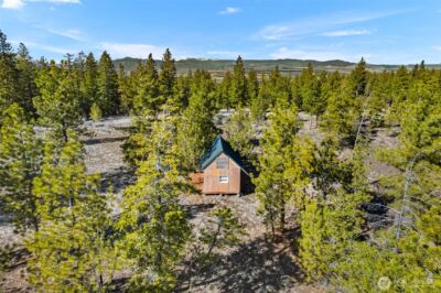 110 Blue Bird Ln , East Wenatchee, WA 98802 - Photo 2