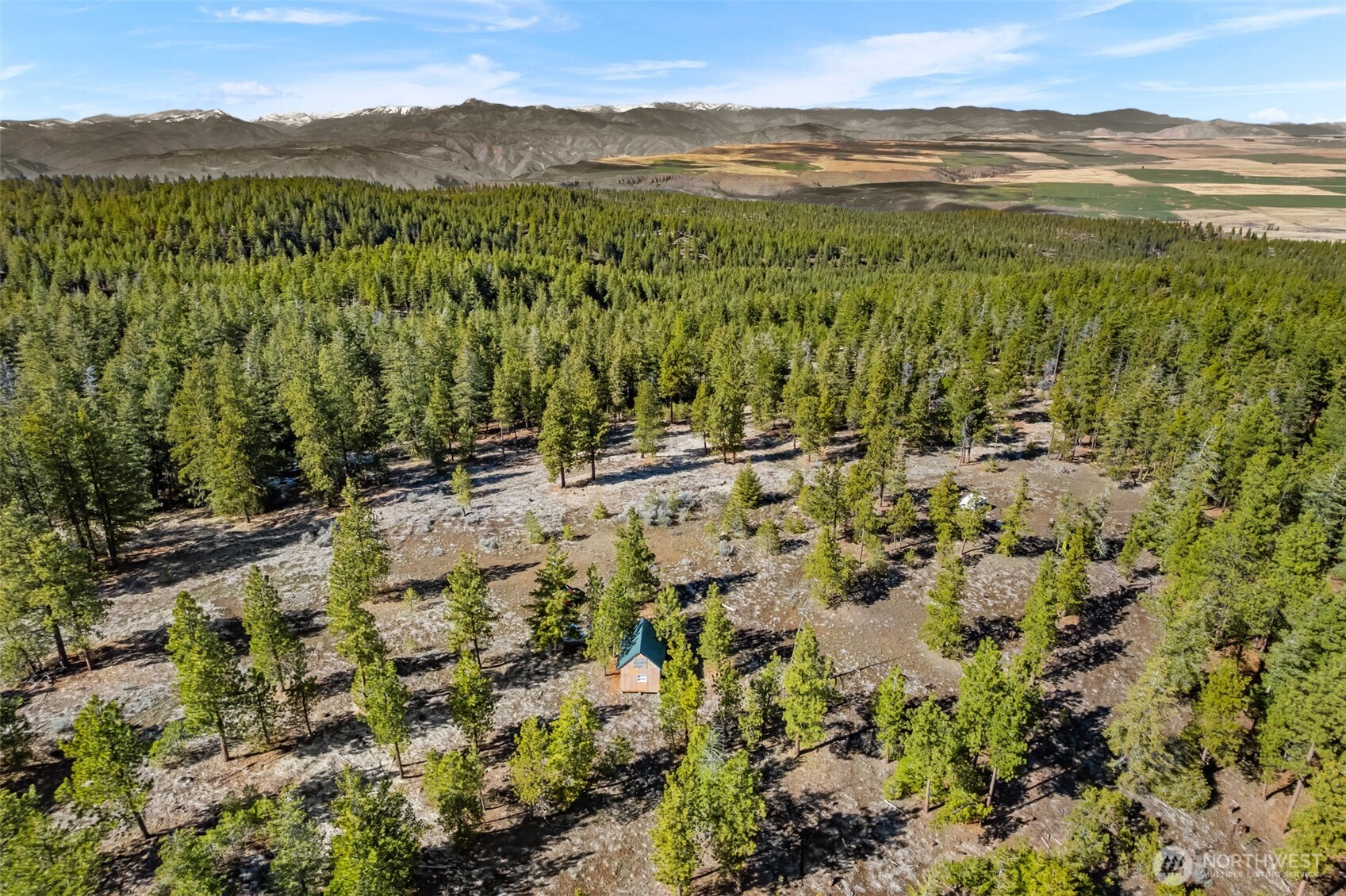 110 Blue Bird Ln , East Wenatchee, WA 98802