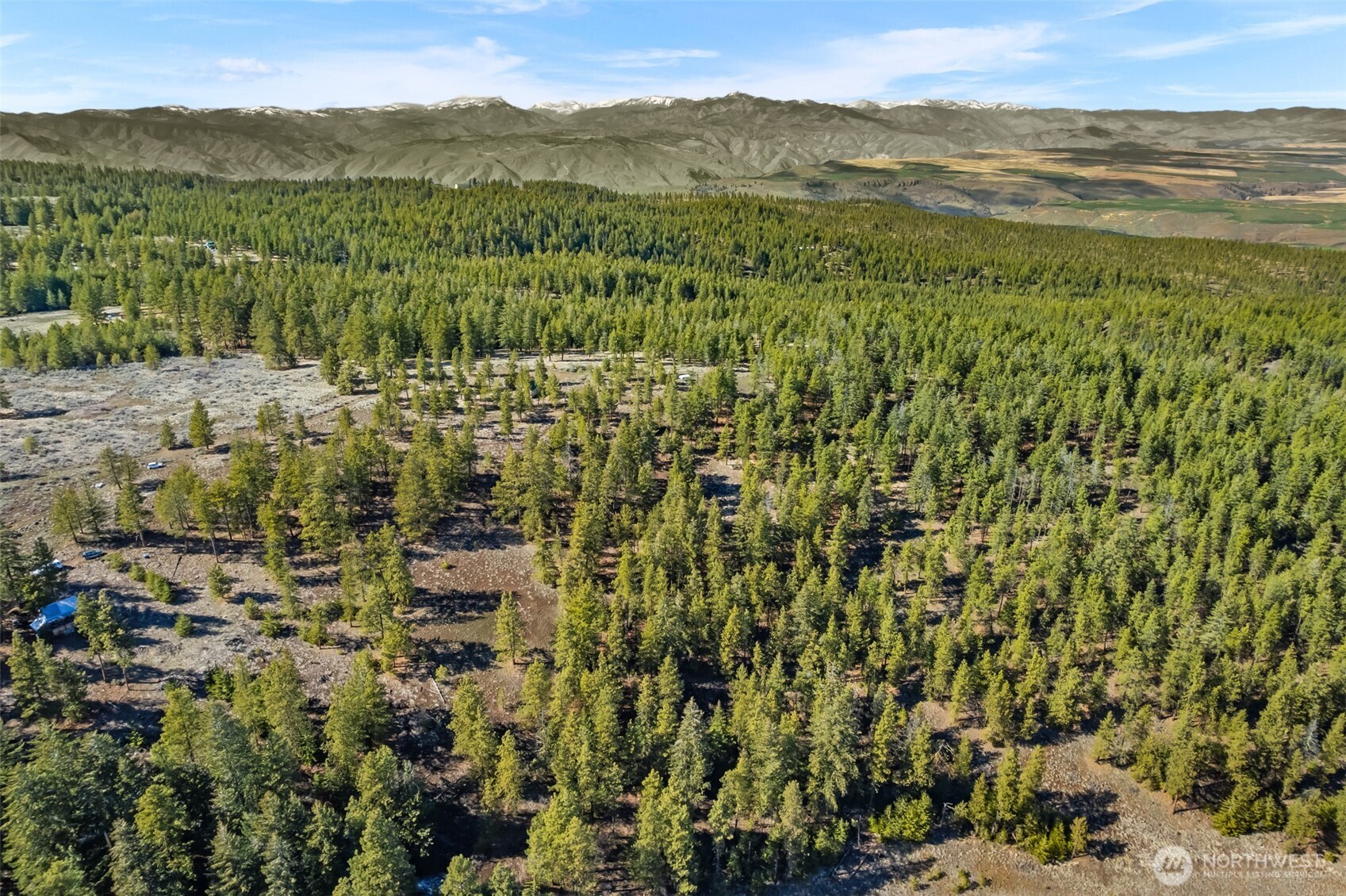 110 Blue Bird Ln , East Wenatchee, WA 98802