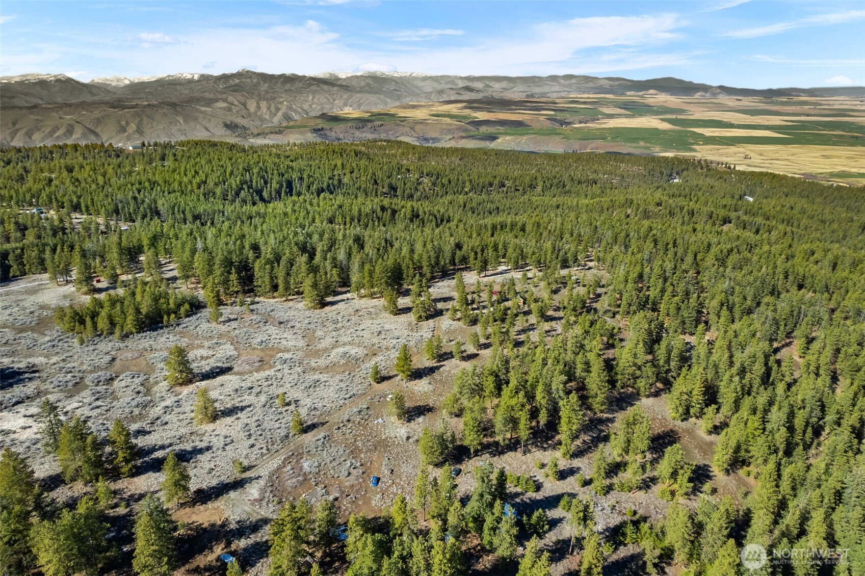 110 Blue Bird Ln , East Wenatchee, WA 98802